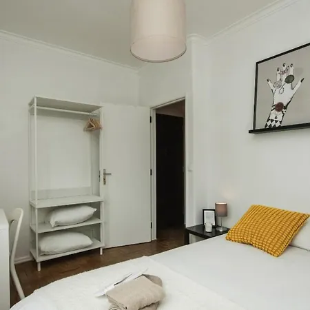 Apartman - Cost - Airport - Subway *